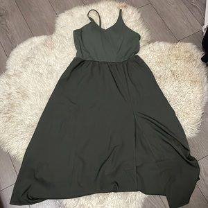 Halara Maxi Dress. Size XL. Midnight Hreen